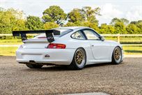 porsche-911-996-cup-car