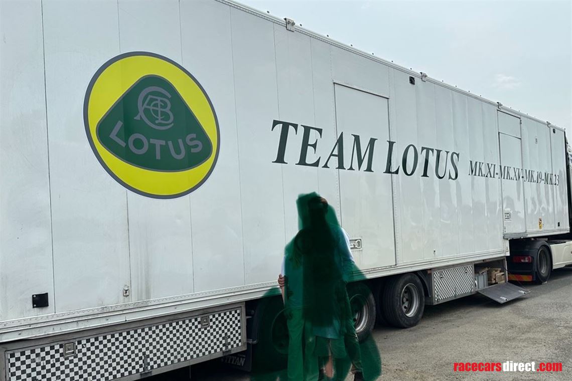 4---5-racecar-transport-trailer