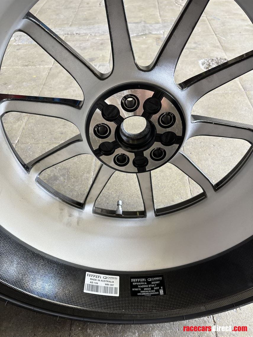 brand-new-ferrari-488-pista-carbon-wheels-and