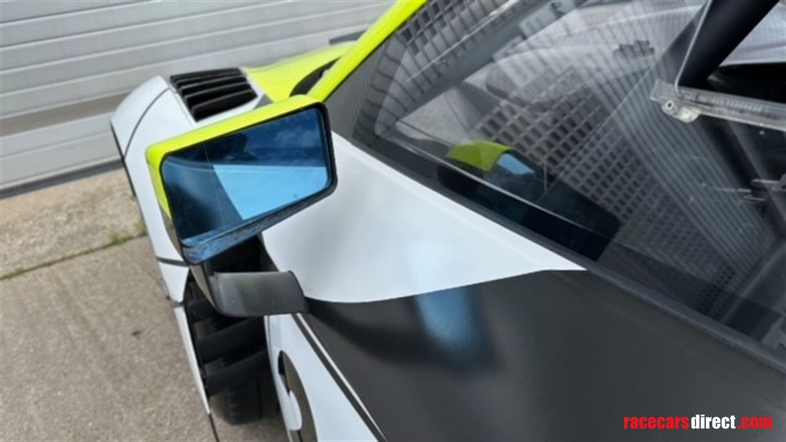 audi-r8-gt3-lms-evo-2