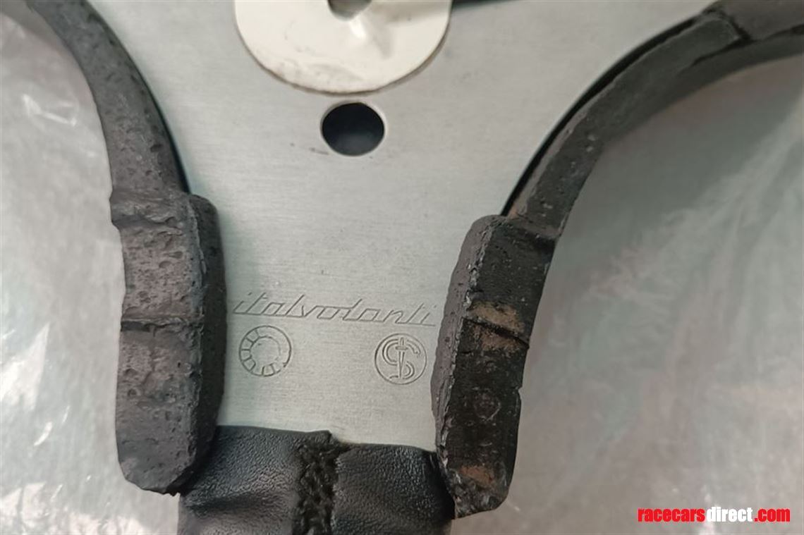 bmw-italvolanti-motorsport-steering-wheel-e30