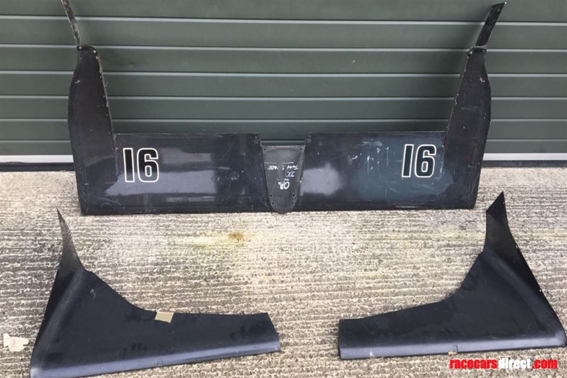 leyton-house-911-front-wing-flaps-end-plates