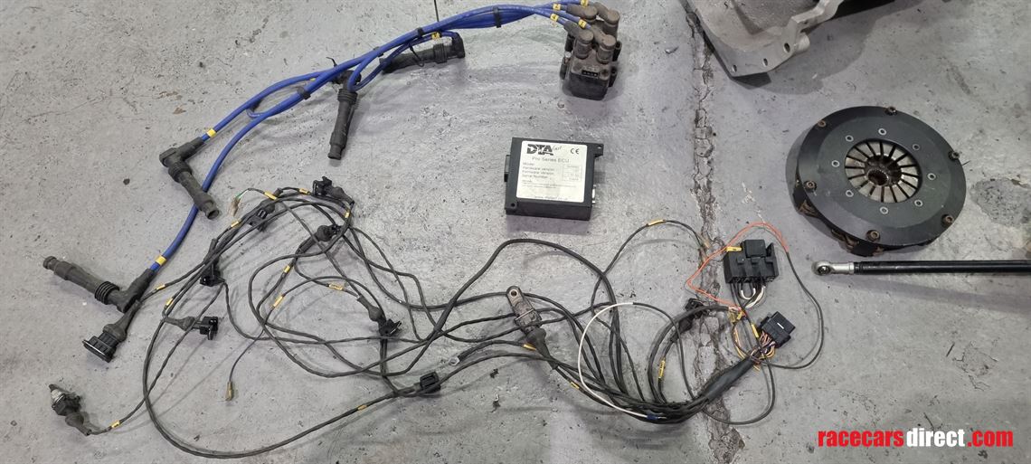 duratec-race-engine-and-drenth-sequential-gbo