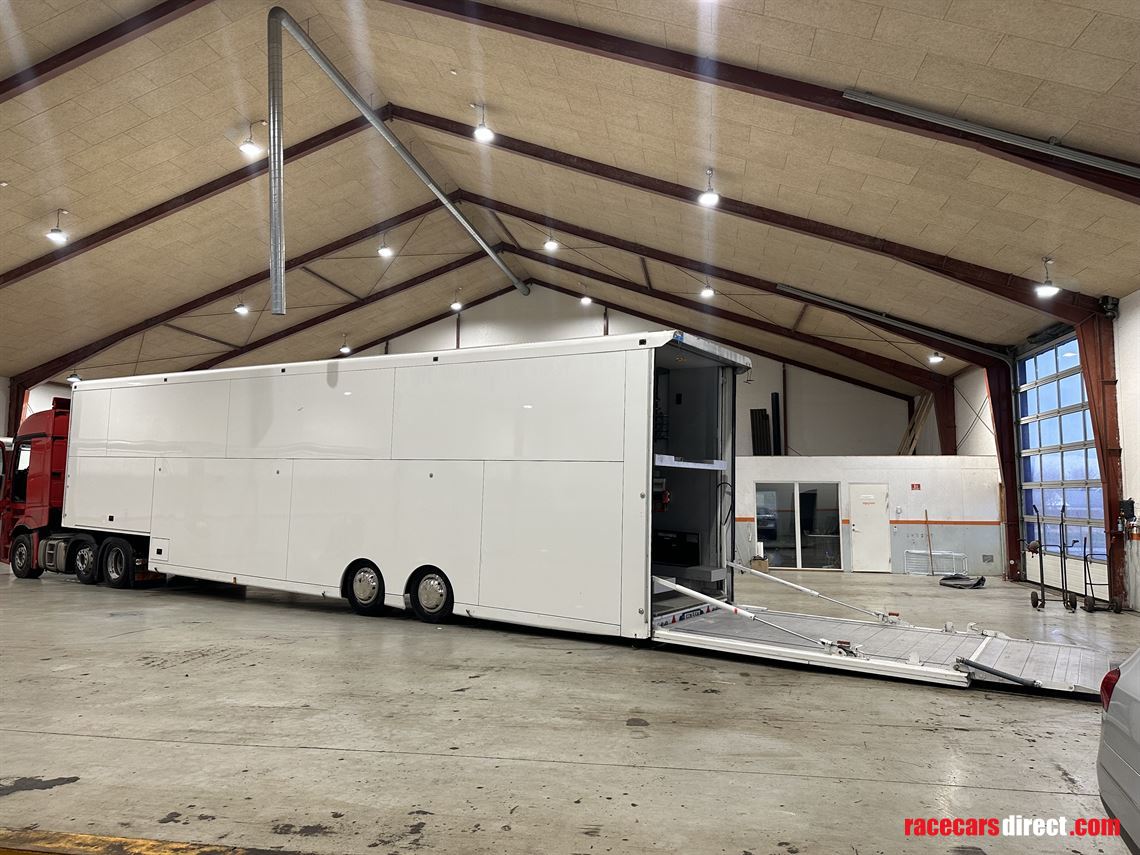 4-cars-living-8m-awning