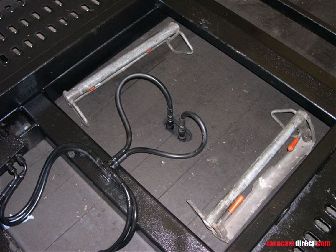 car-vehicle-transporter-artic-tri-axle-traile