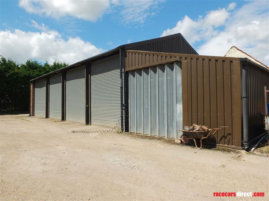 5-bed-house-with-workshops-storage-hgv-access