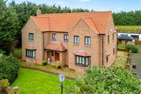 5-bed-house-with-workshops-storage-hgv-access