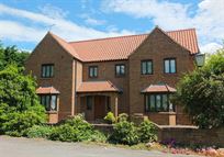 5-bed-house-with-workshops-storage-hgv-access