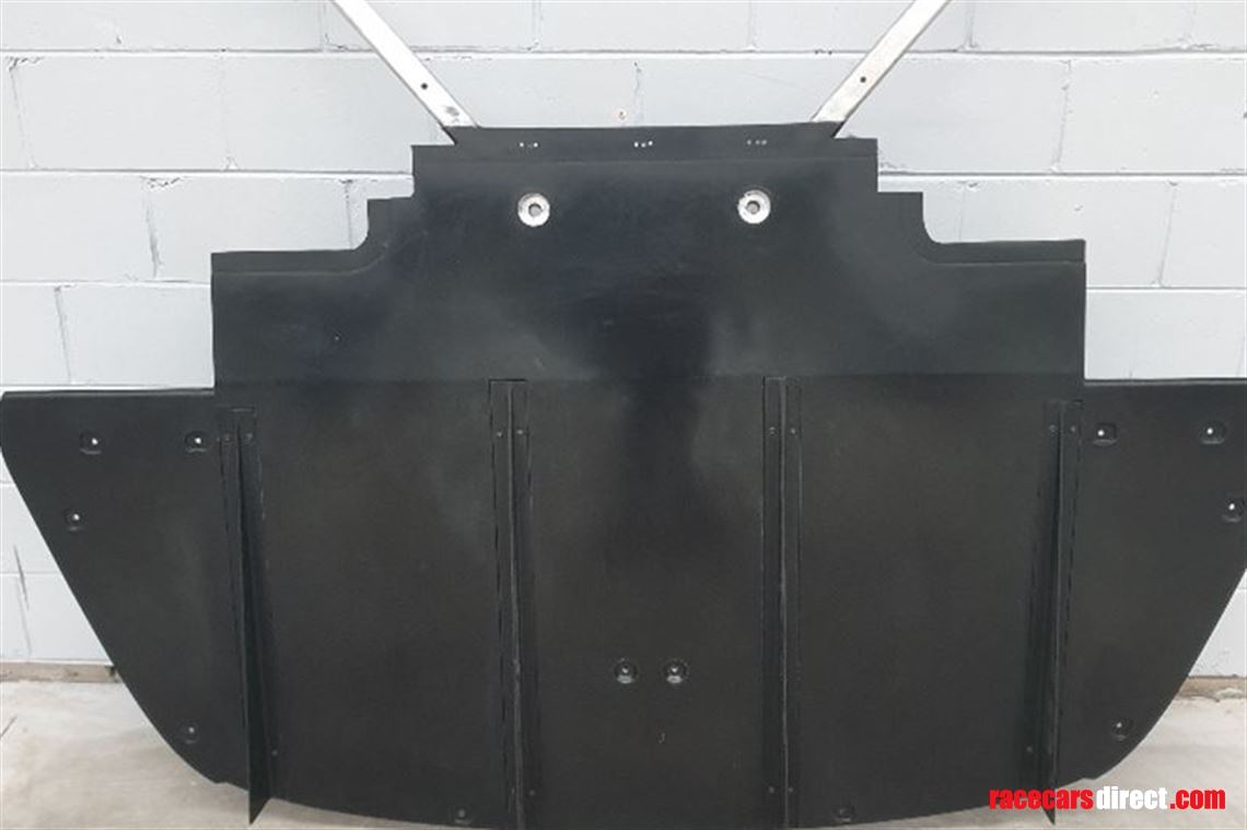 997-gt3r-new-rear-diffuser-2013