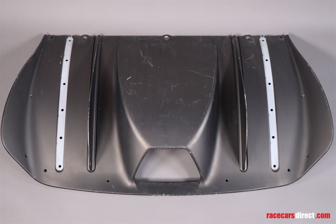 ferrari-f430-rear-diffusor-part-number-677721