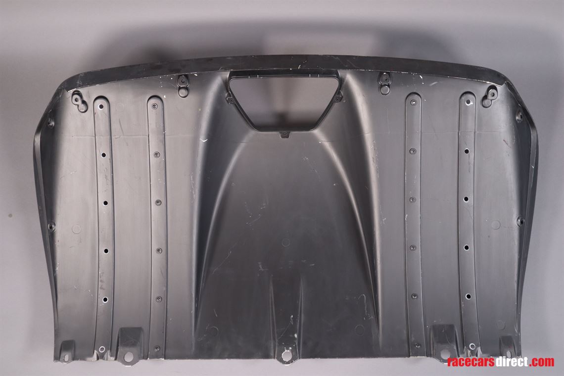 ferrari-f430-rear-diffusor-part-number-677721