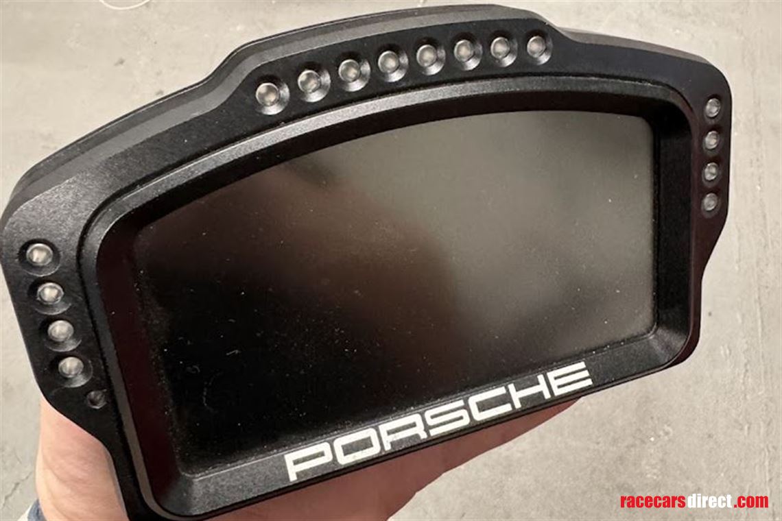 cosworth-porsche-991-gt3-cup-dash