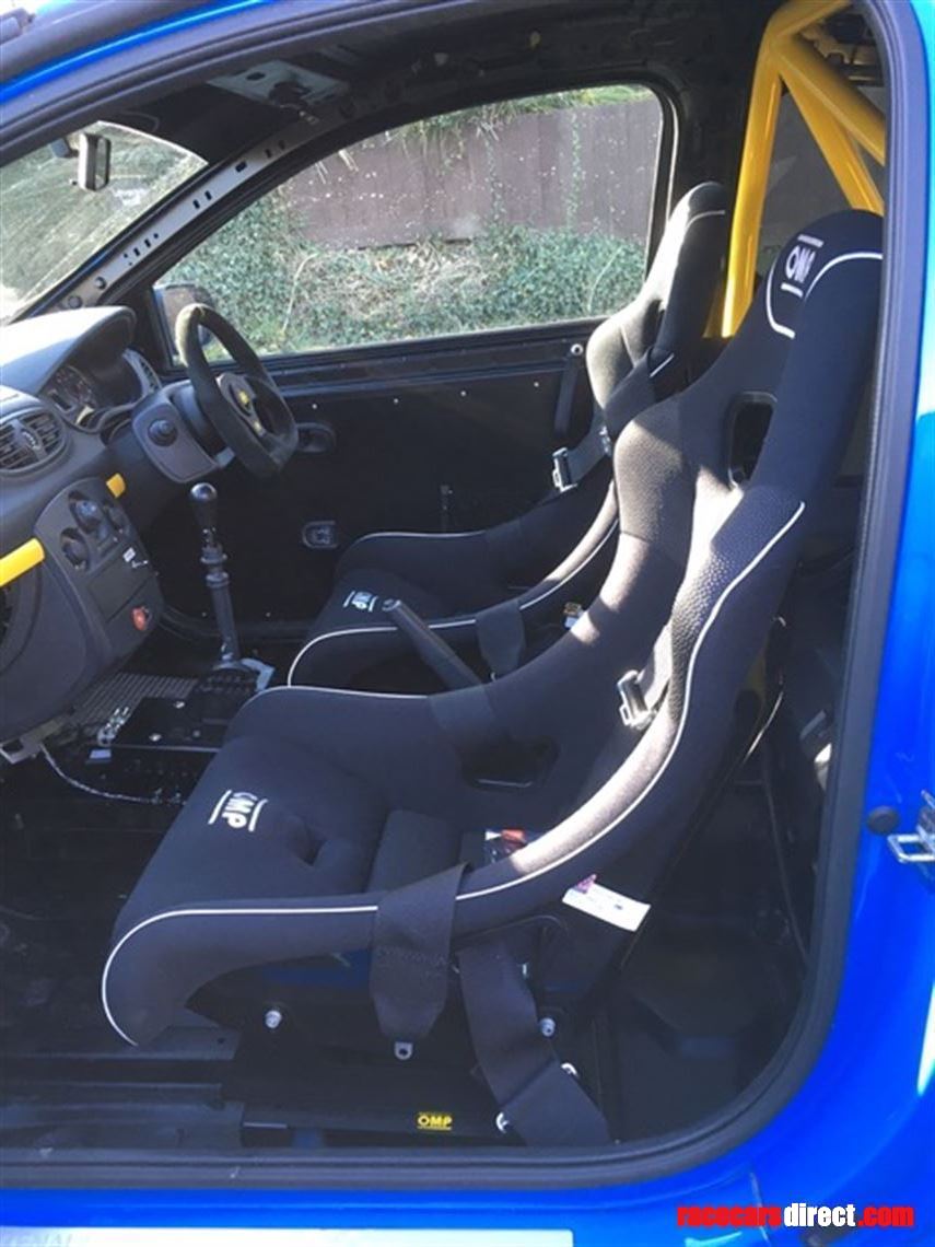 renault-clio-200-cup-track-car---reduced