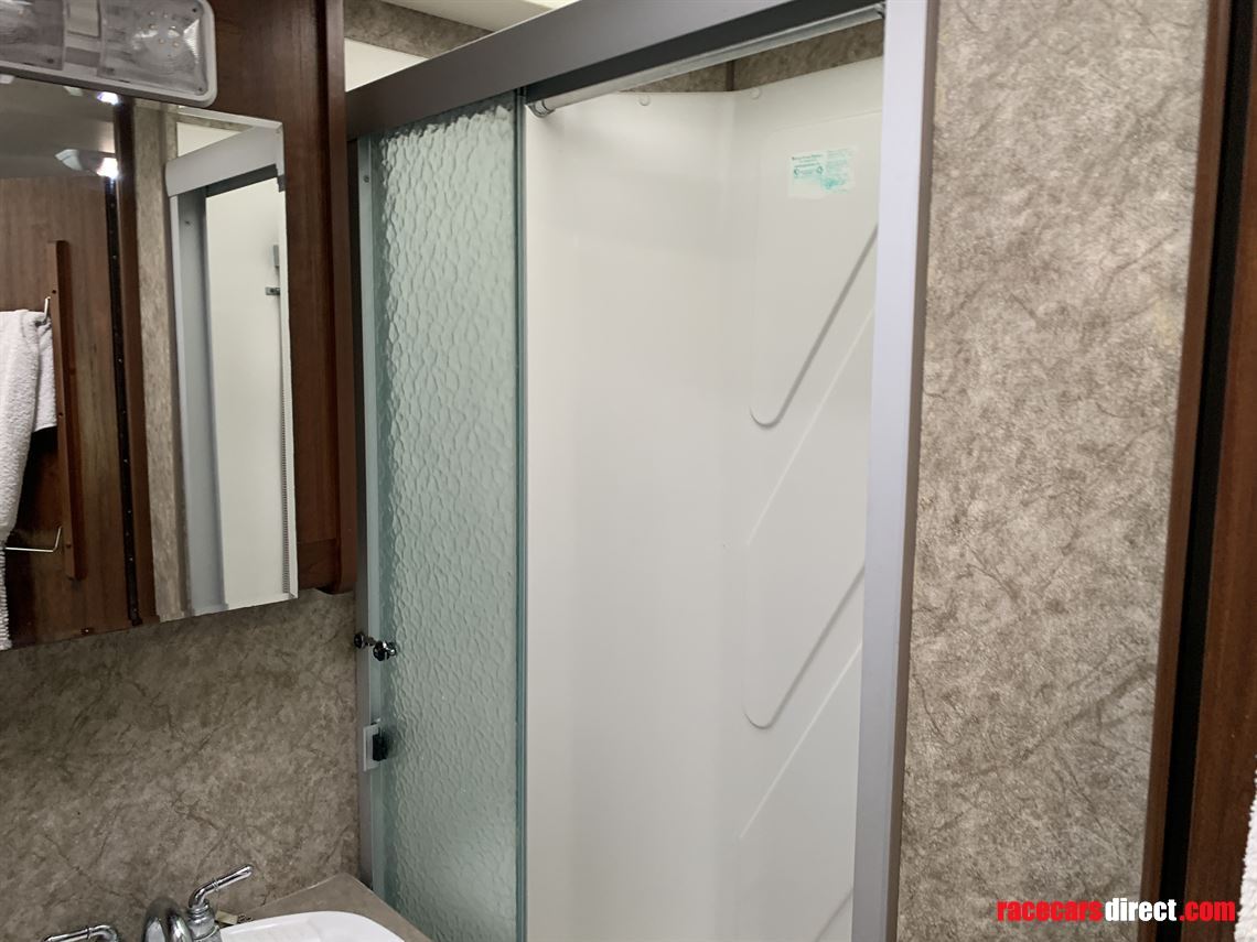 rv-camper-fleetwood-storm