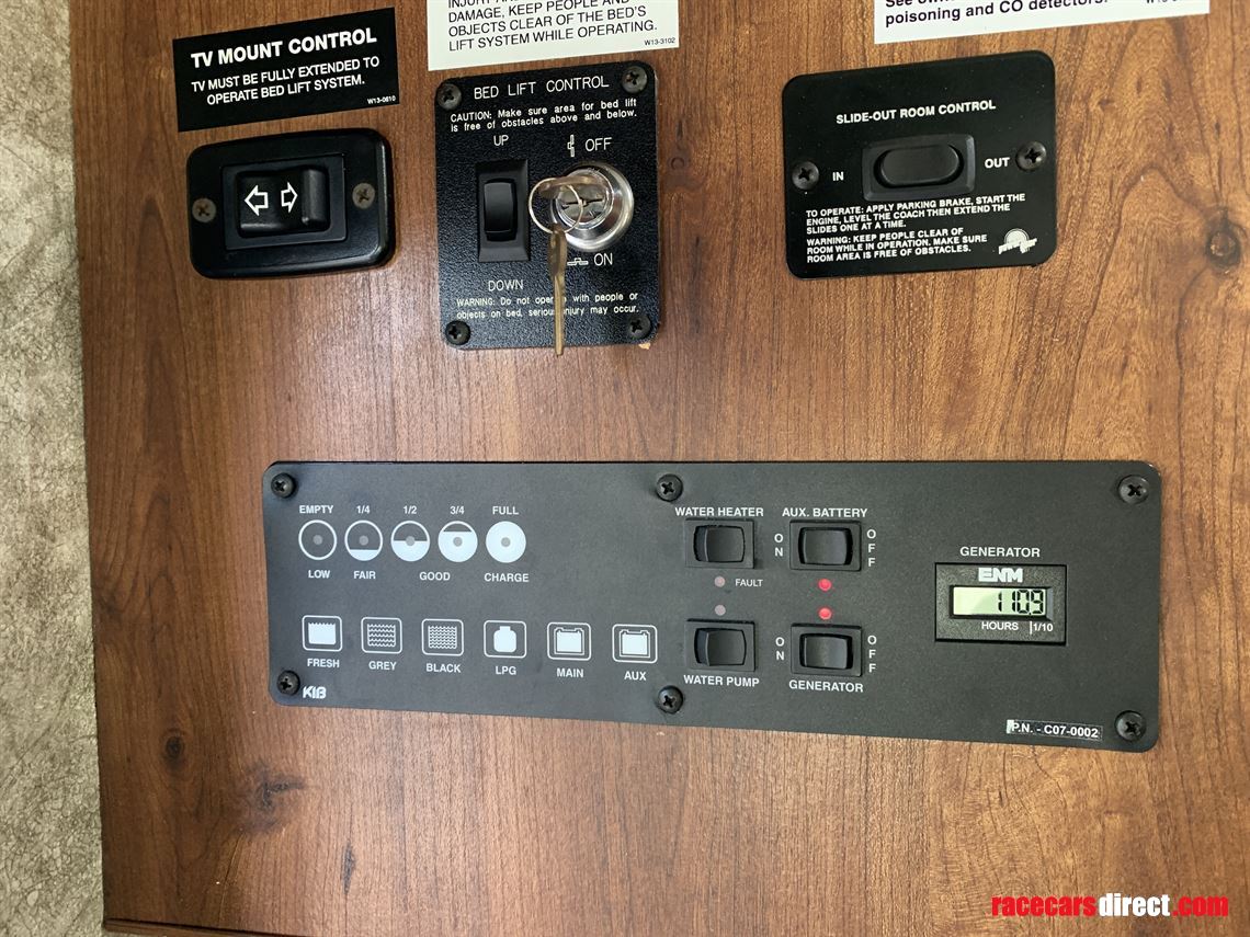 rv-camper-fleetwood-storm