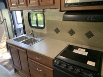 rv-camper-fleetwood-storm