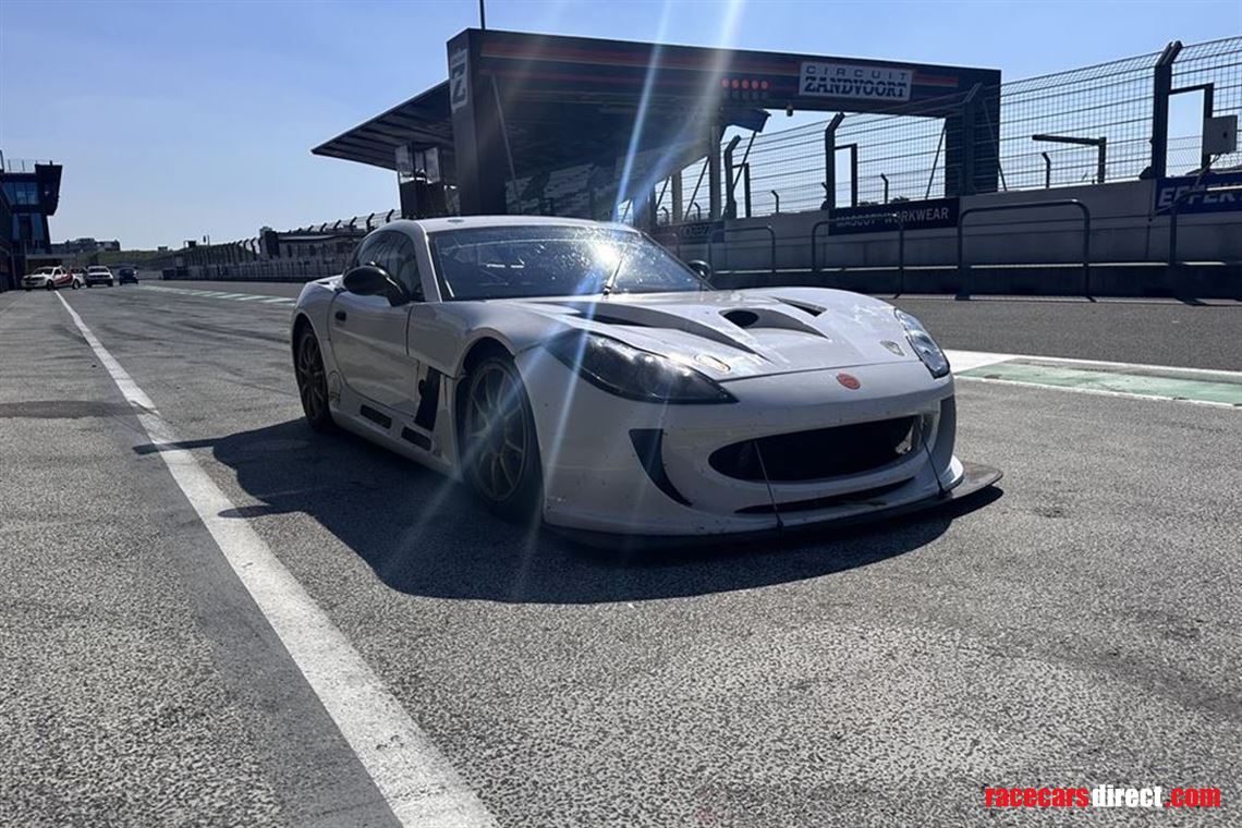 2019-ginetta-gt4-super-cup