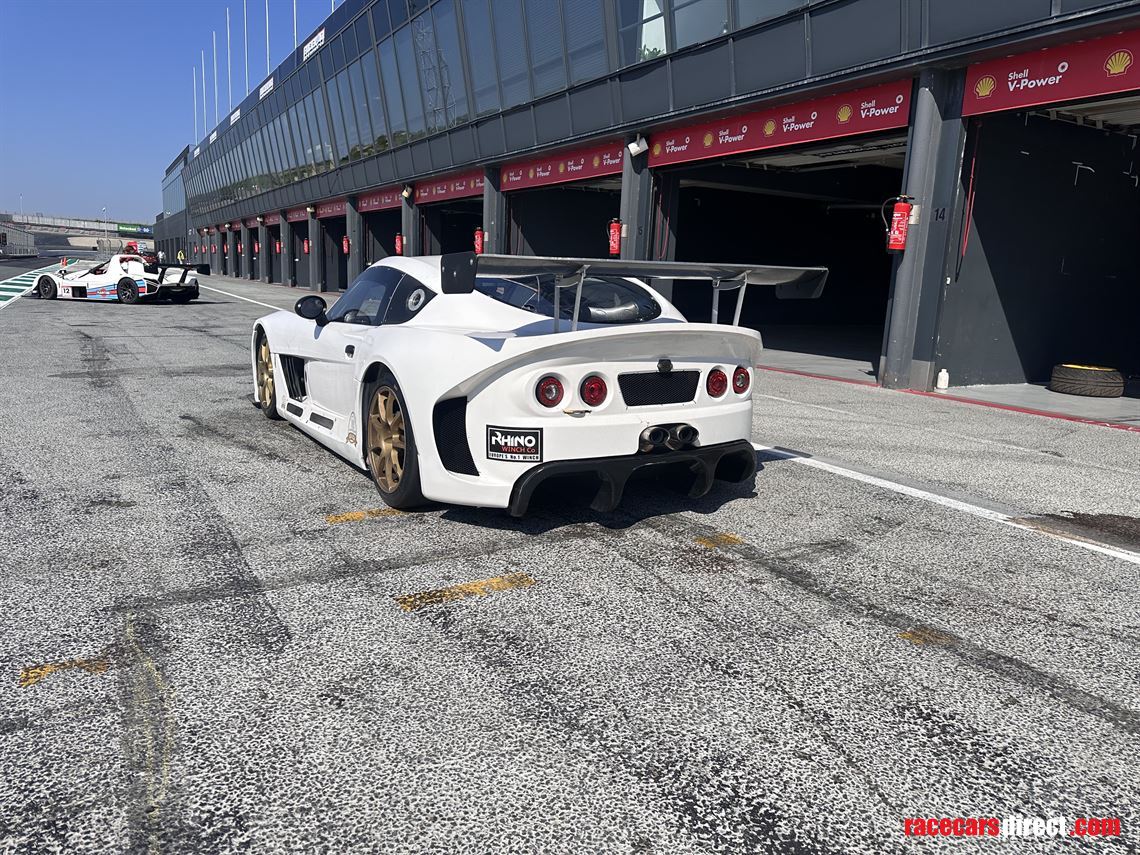 2019-ginetta-gt4-super-cup