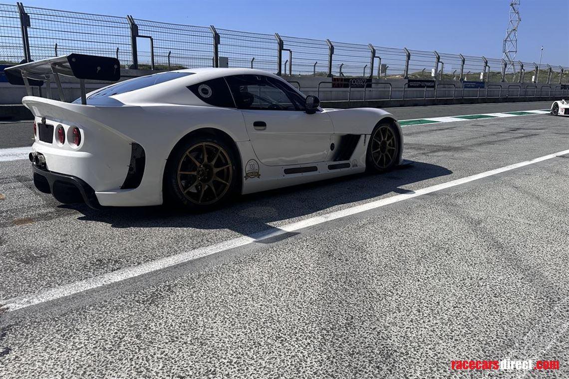 2019-ginetta-gt4-super-cup