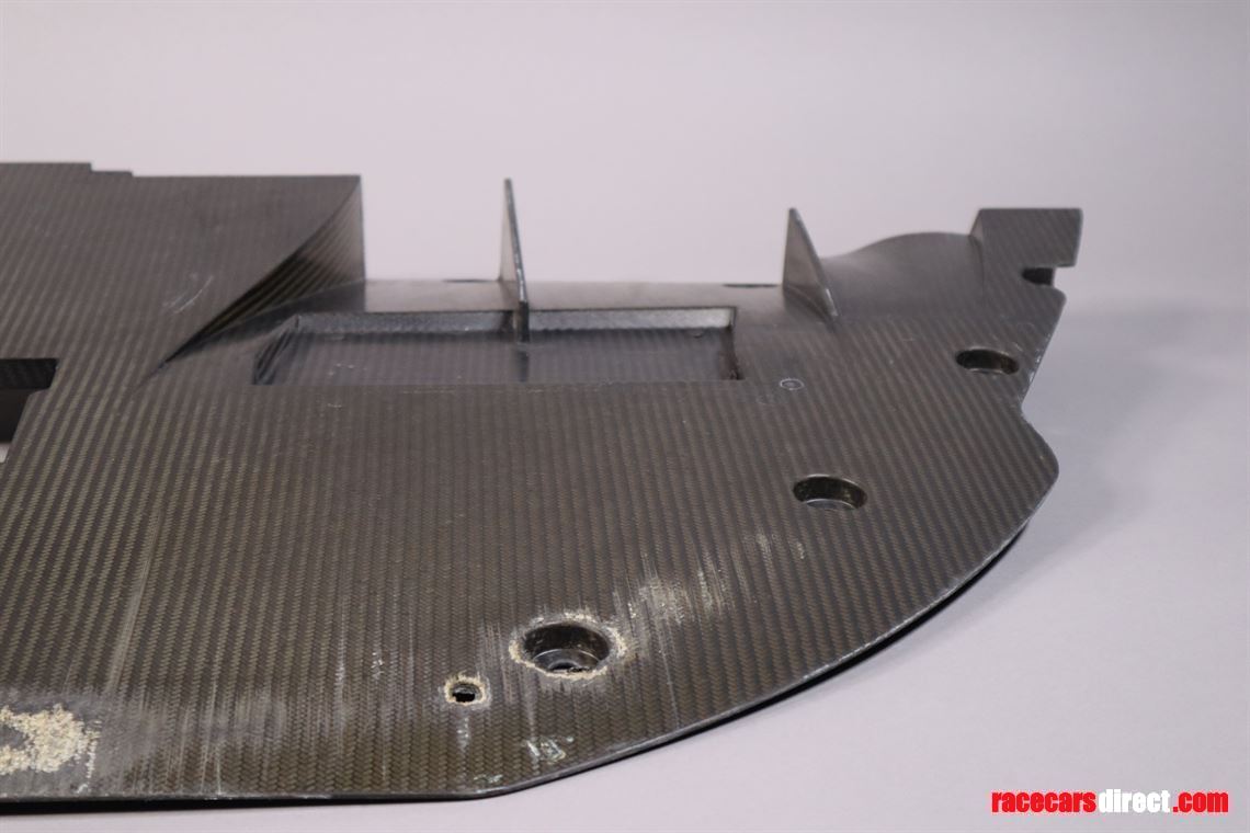 ferrari-laferrari-front-splitter-part-nr-8557