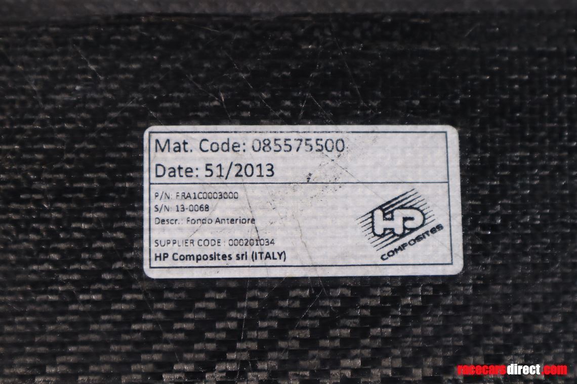 ferrari-laferrari-front-splitter-part-nr-8557