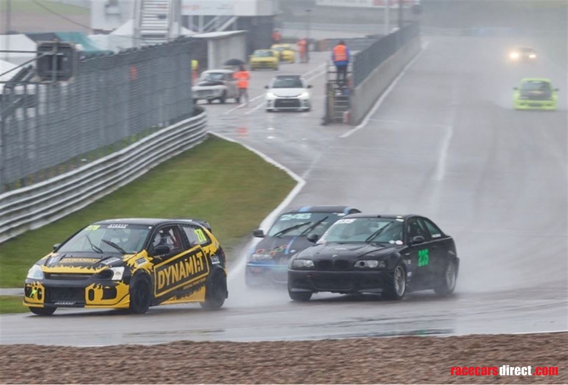 honda-civic-type-r-race-ready