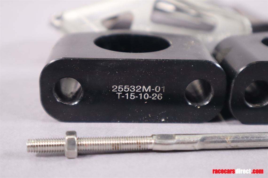 ferrari-488-gt3-front-splitter-brackets