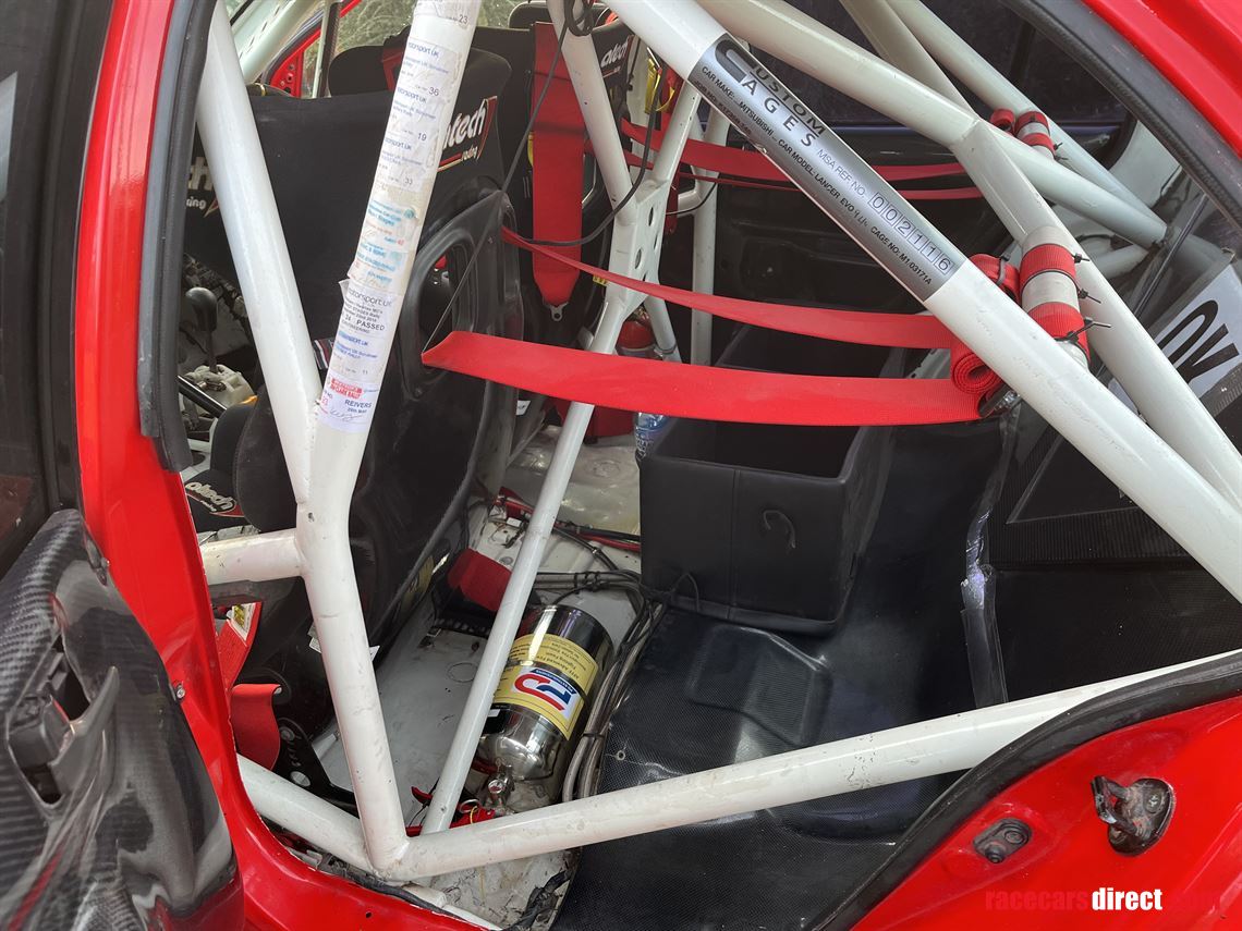 mitsubishi-evo-9-rally-car