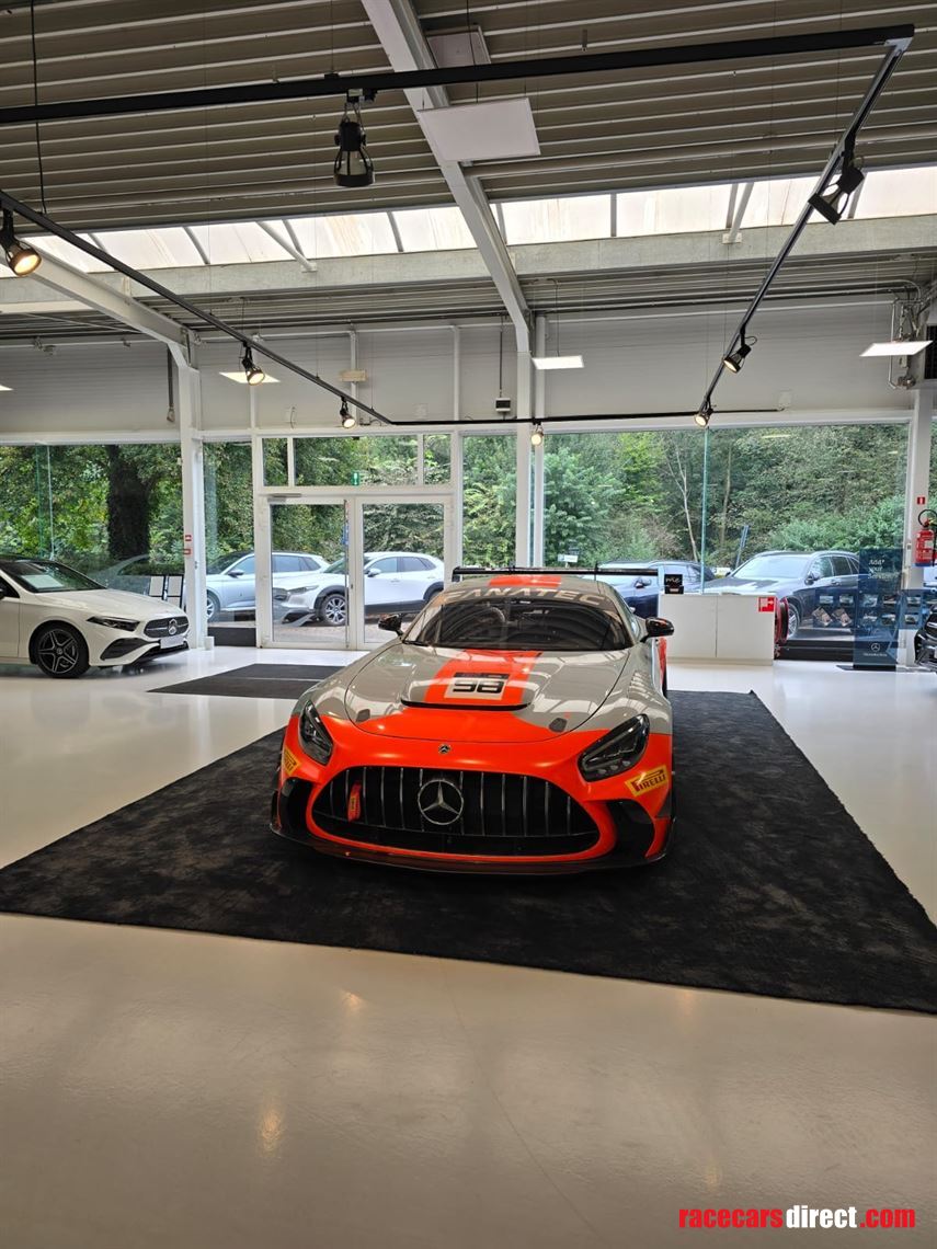 mercedes-amg-gt2
