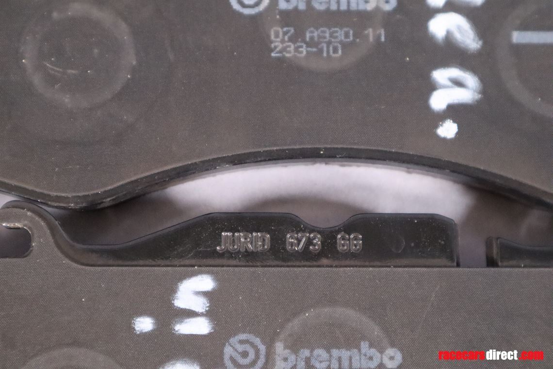 brembo-brake-pads-rear-axle