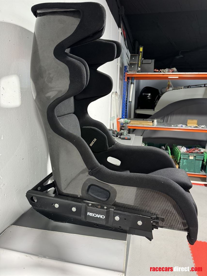 seat-recaro-p1300