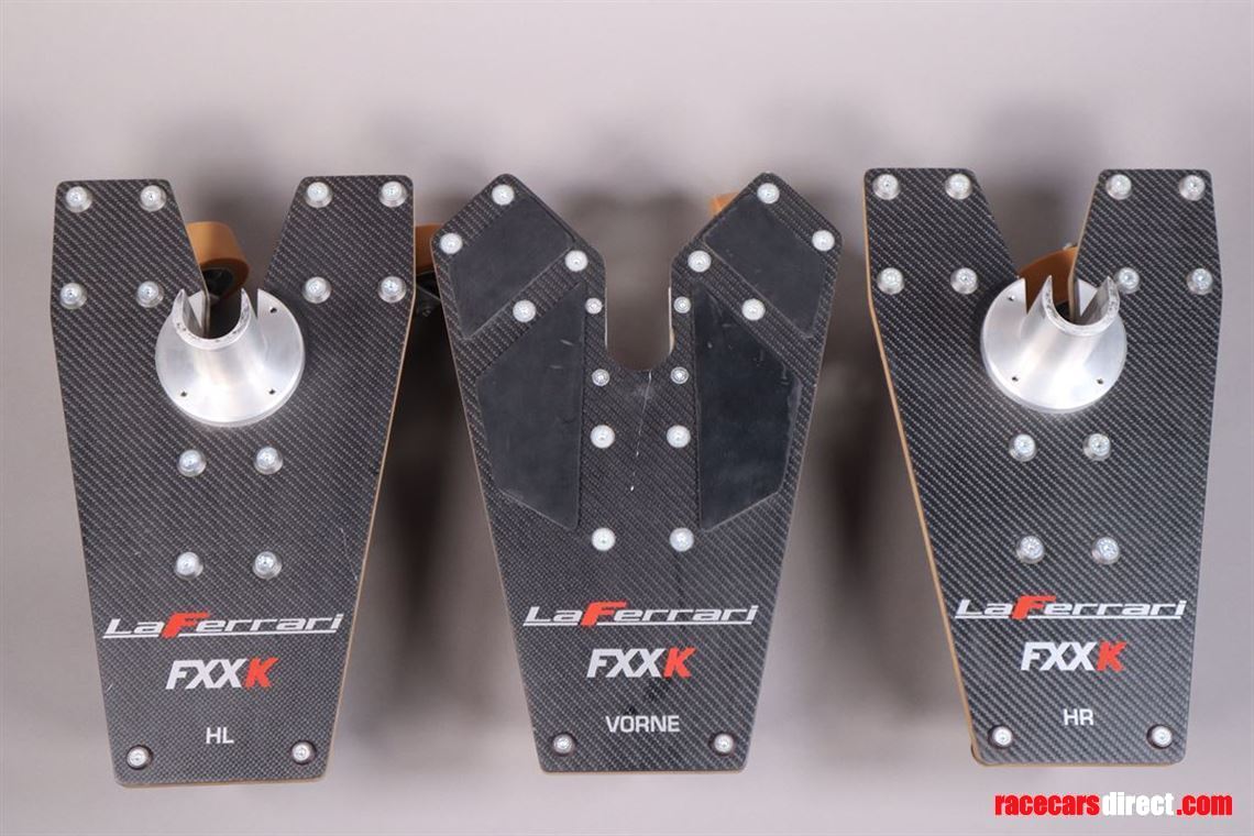 ferrari-laferrari-fxxk-safety-skates