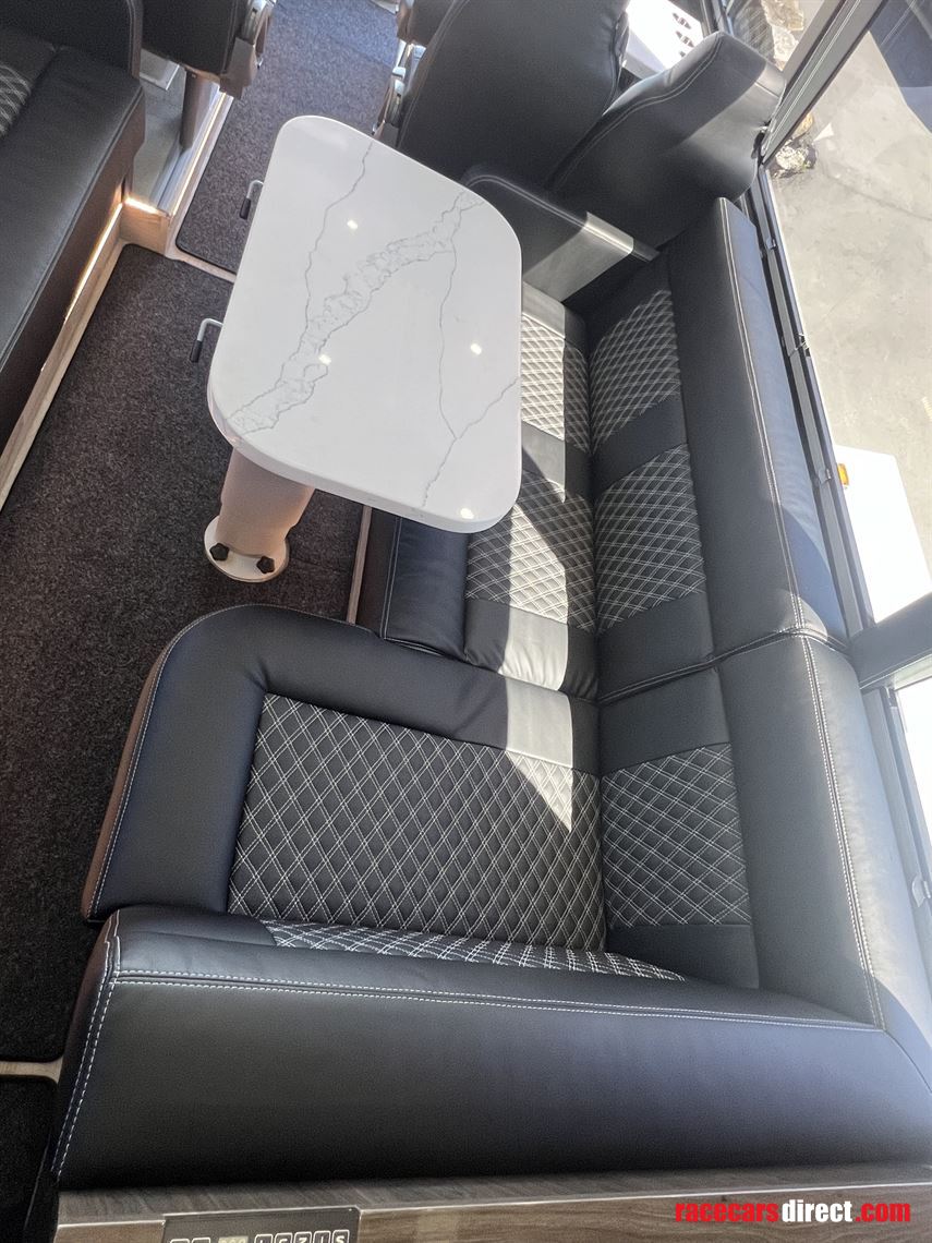 volvo-9700h-exclusive-motorhome-2010-model