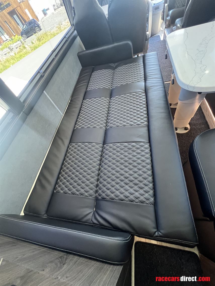 volvo-9700h-exclusive-motorhome-2010-model