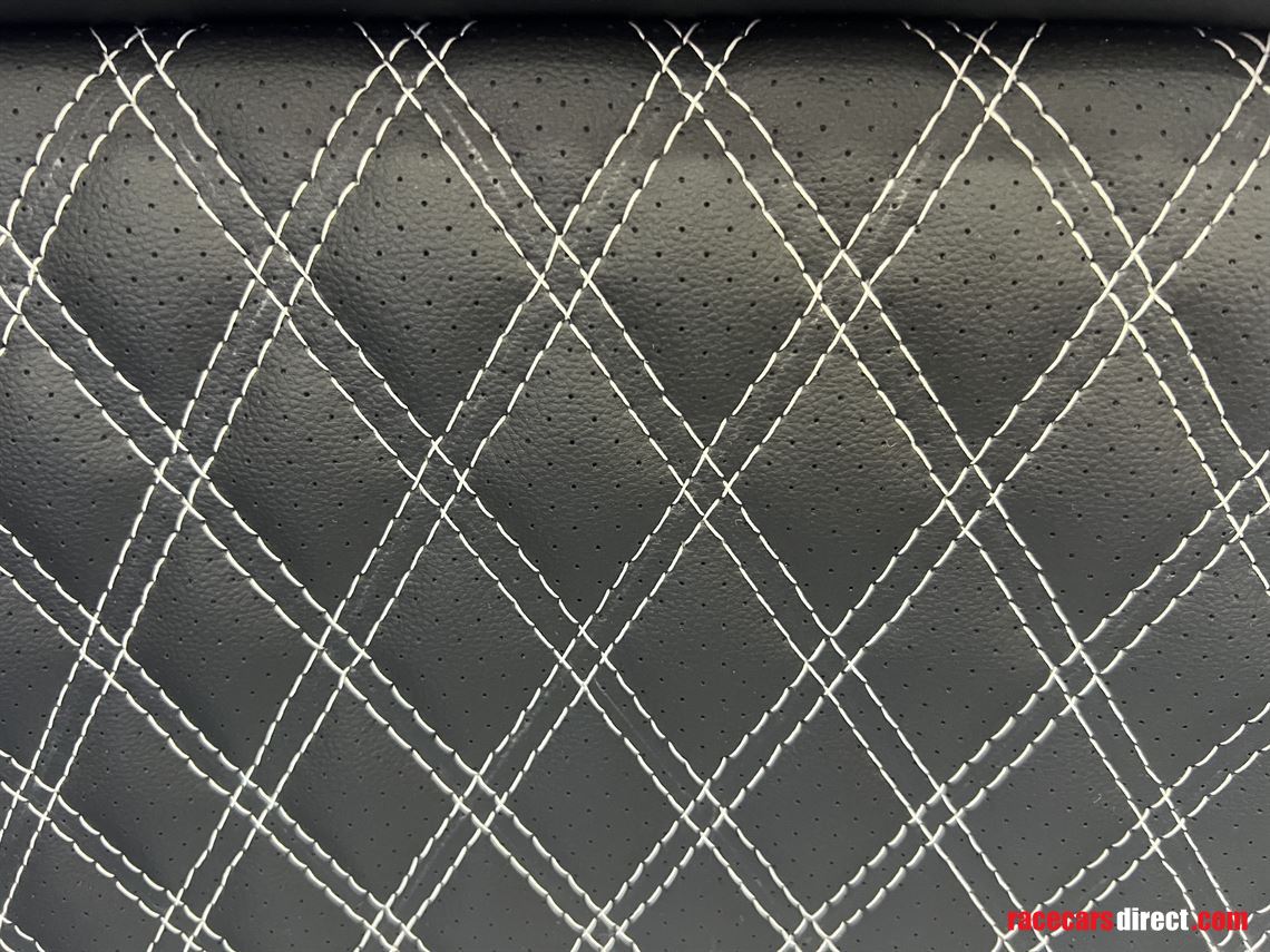 volvo-9700h-exclusive-motorhome-2010-model