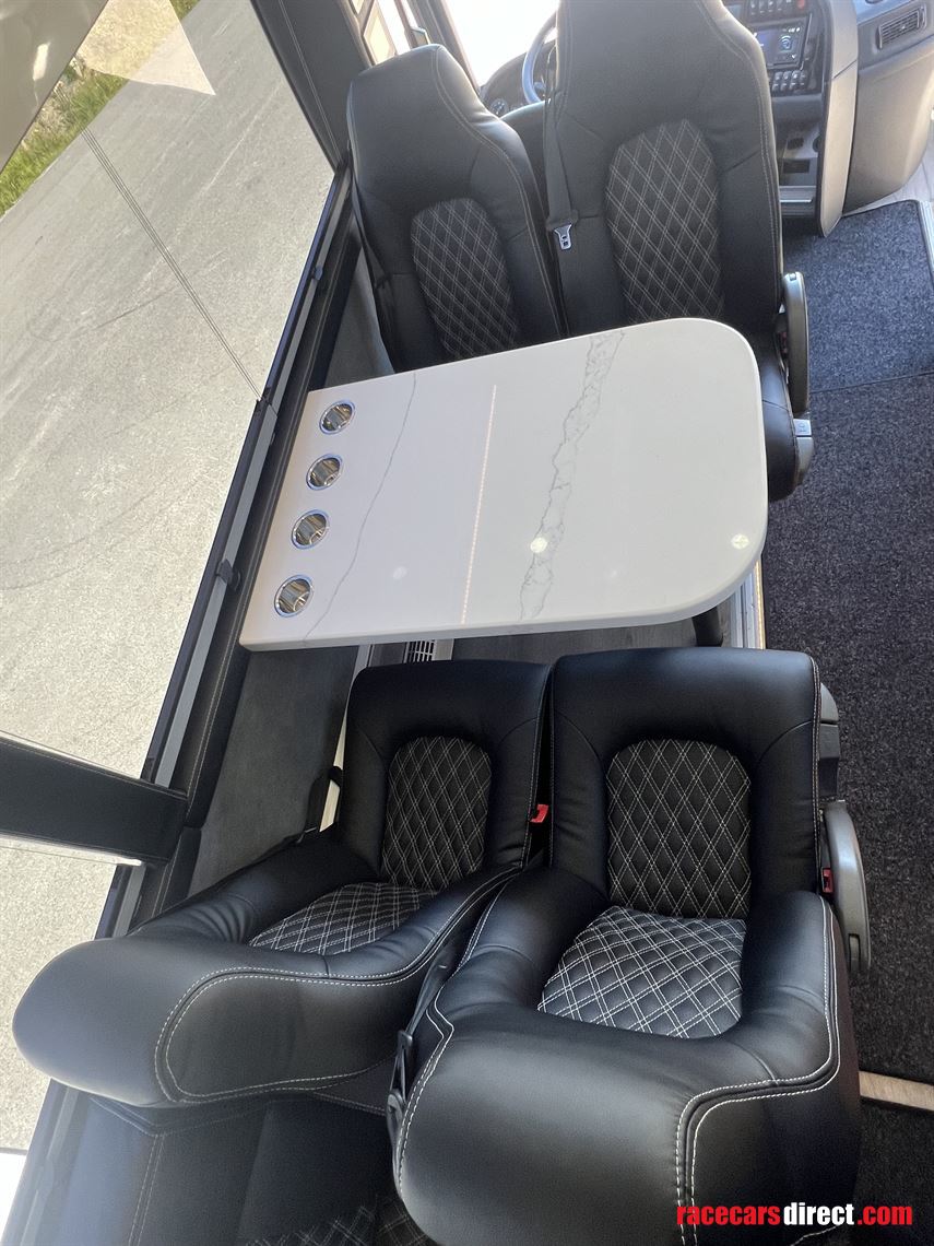 volvo-9700h-exclusive-motorhome-2010-model