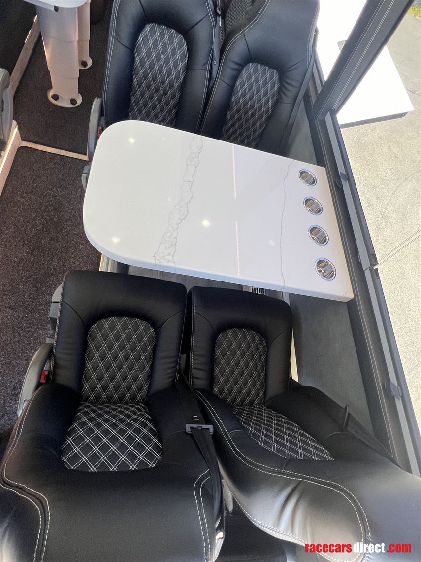 volvo-9700h-exclusive-motorhome-2010-model