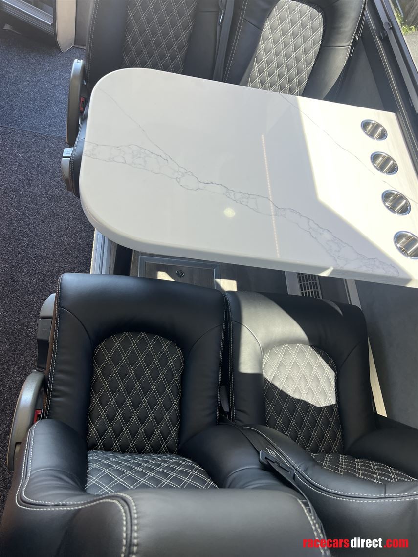 volvo-9700h-exclusive-motorhome-2010-model