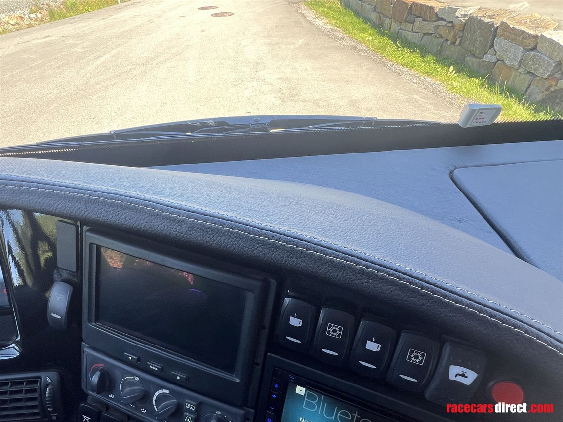 volvo-9700h-exclusive-motorhome-2010-model