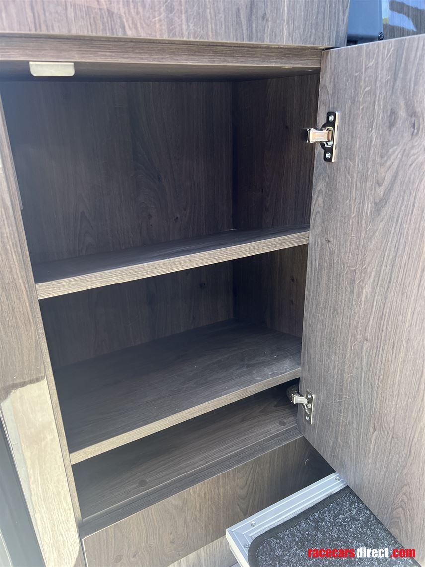 volvo-9700h-exclusive-motorhome-2010-model