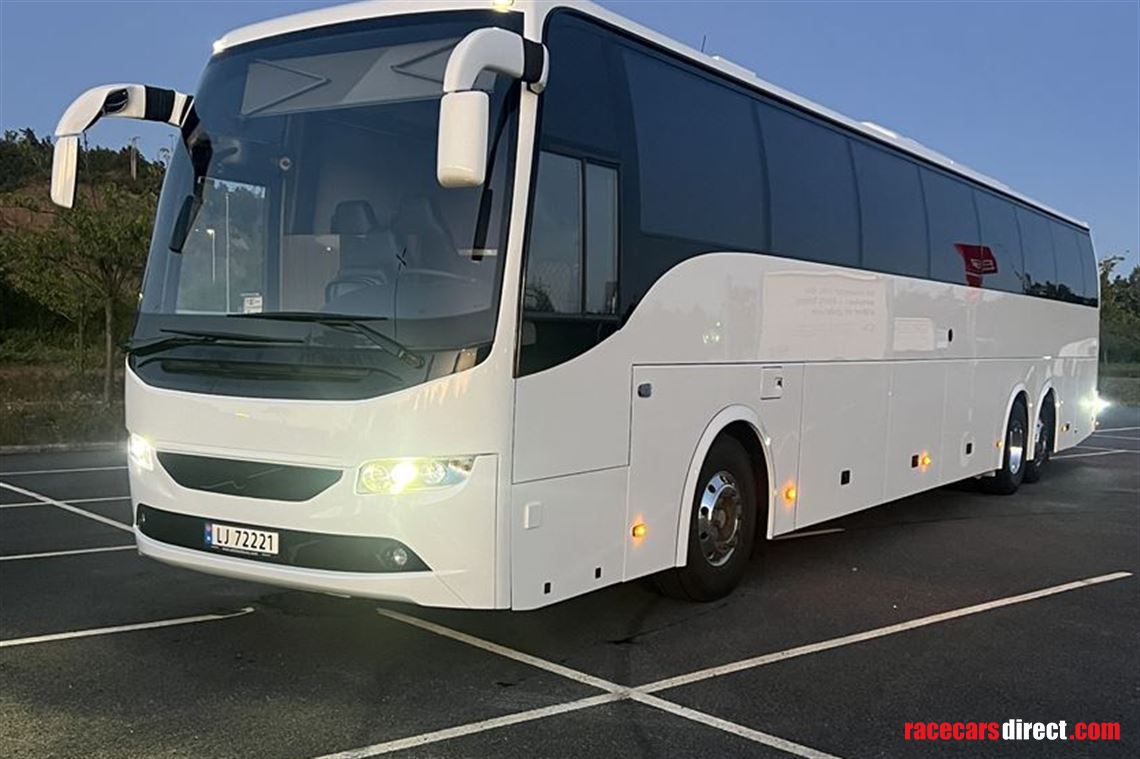 volvo-9700h-exclusive-motorhome-2010-model