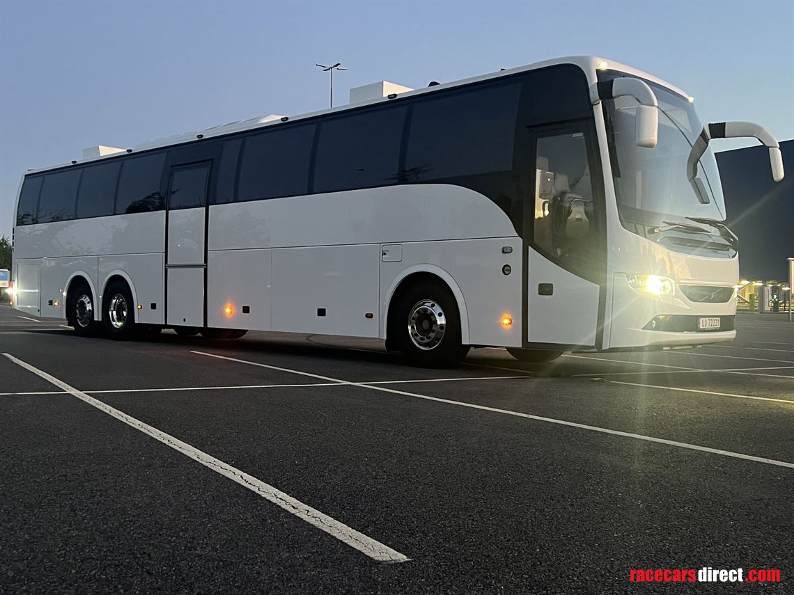 volvo-9700h-exclusive-motorhome-2010-model