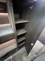 volvo-9700h-exclusive-motorhome-2010-model