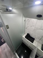 volvo-9700h-exclusive-motorhome-2010-model