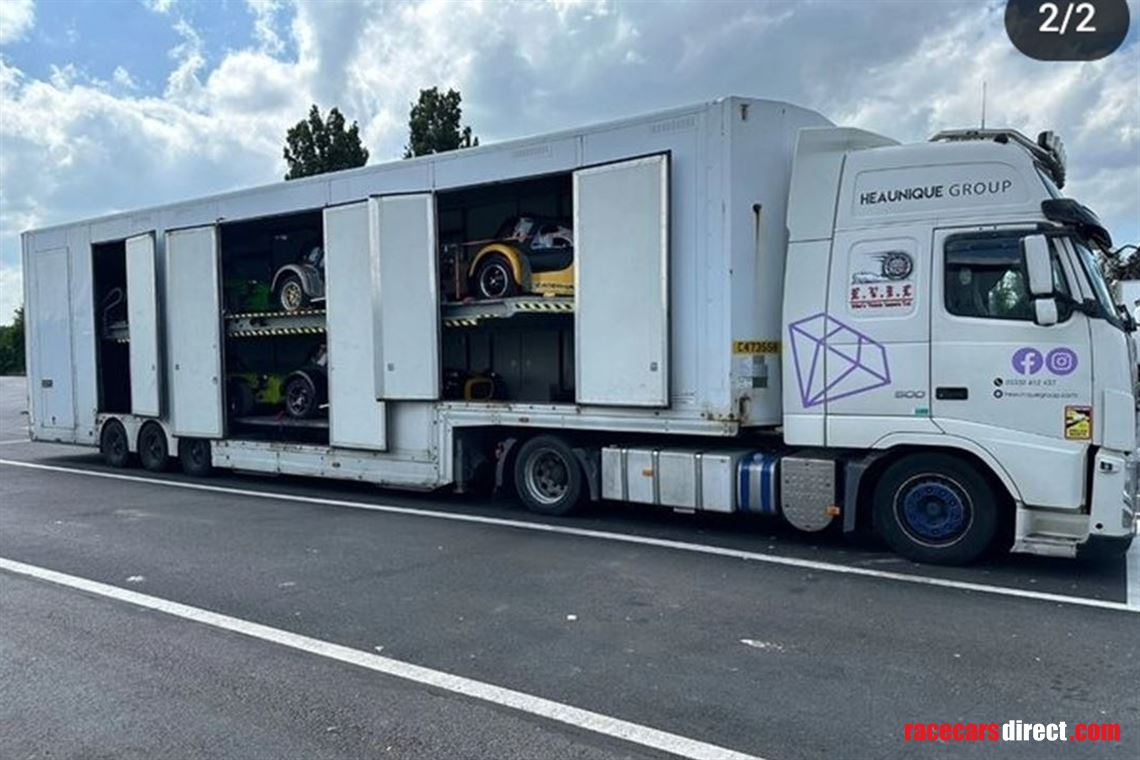 6-car-enclosed-transport-and-tractor-unit-ful
