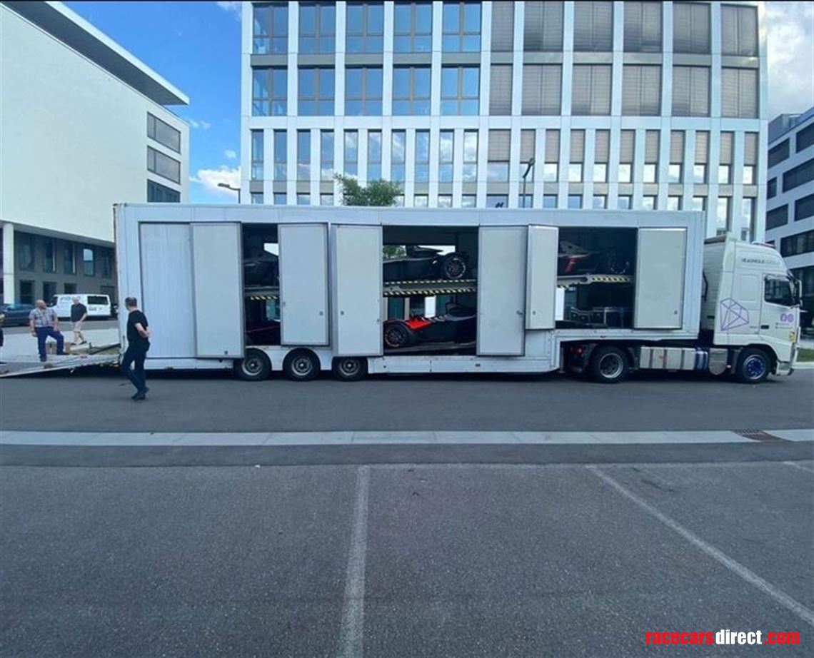 6-car-enclosed-transport-and-tractor-unit-ful