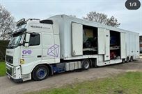 6-car-enclosed-transport-and-tractor-unit-ful