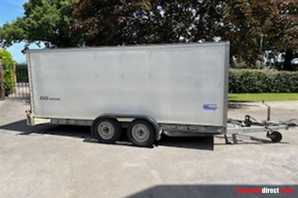 dg4000---brian-james-based-enclosed-race-car