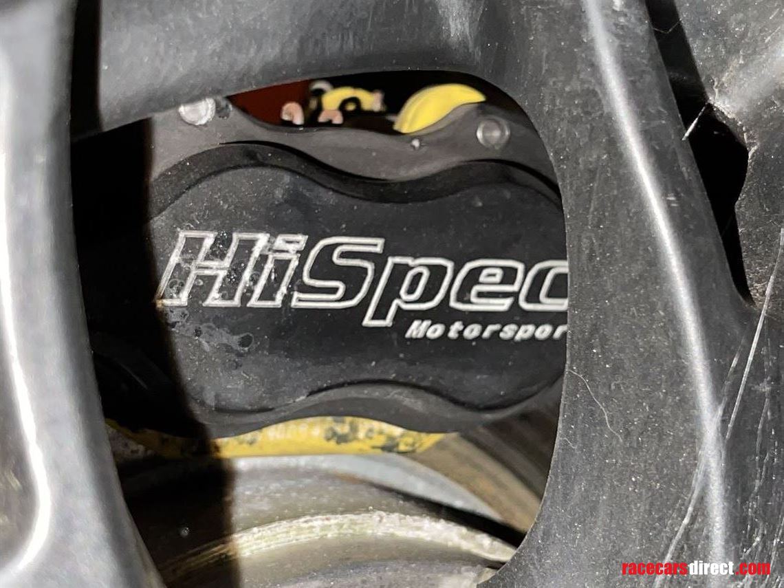 lightweight-tiger-r6-race-car