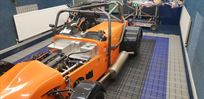lightweight-tiger-r6-race-car